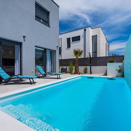 Villa Denis&Sabine Nin Exteriör bild