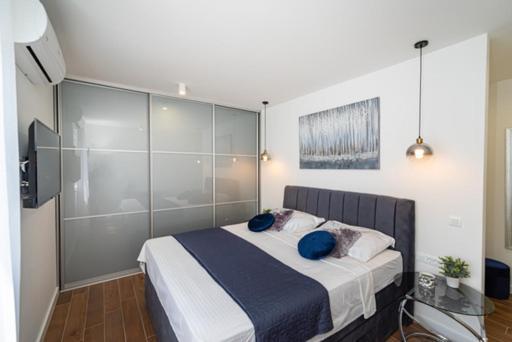 Villa Denis&Sabine Nin Exteriör bild